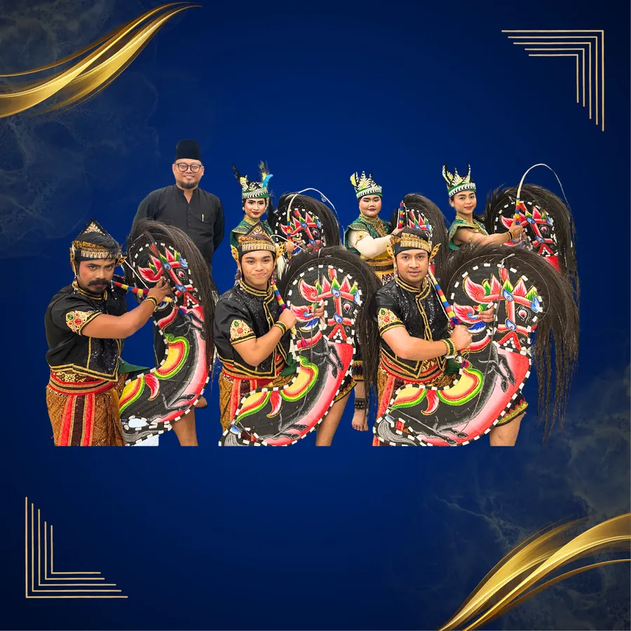 The Kuda Kepang performers